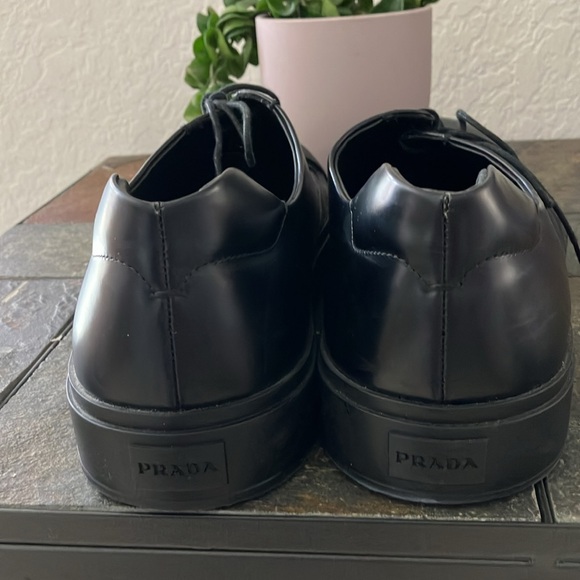 Prada Mens Lace Up Black Leather Rubber Toe Shoe Prada Size 10 like new - Picture 4 of 9